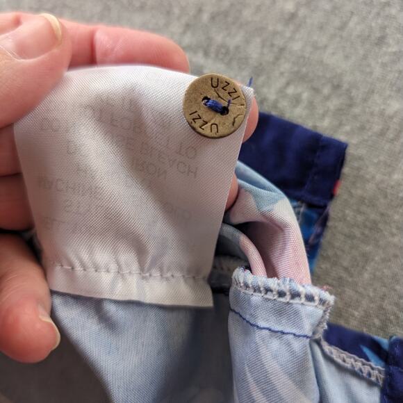 Vintage Uzzi Amphibious Gear Hawaiian Shirt Mens Extra Large Pink Flamingos READ - Picture 11 of 12